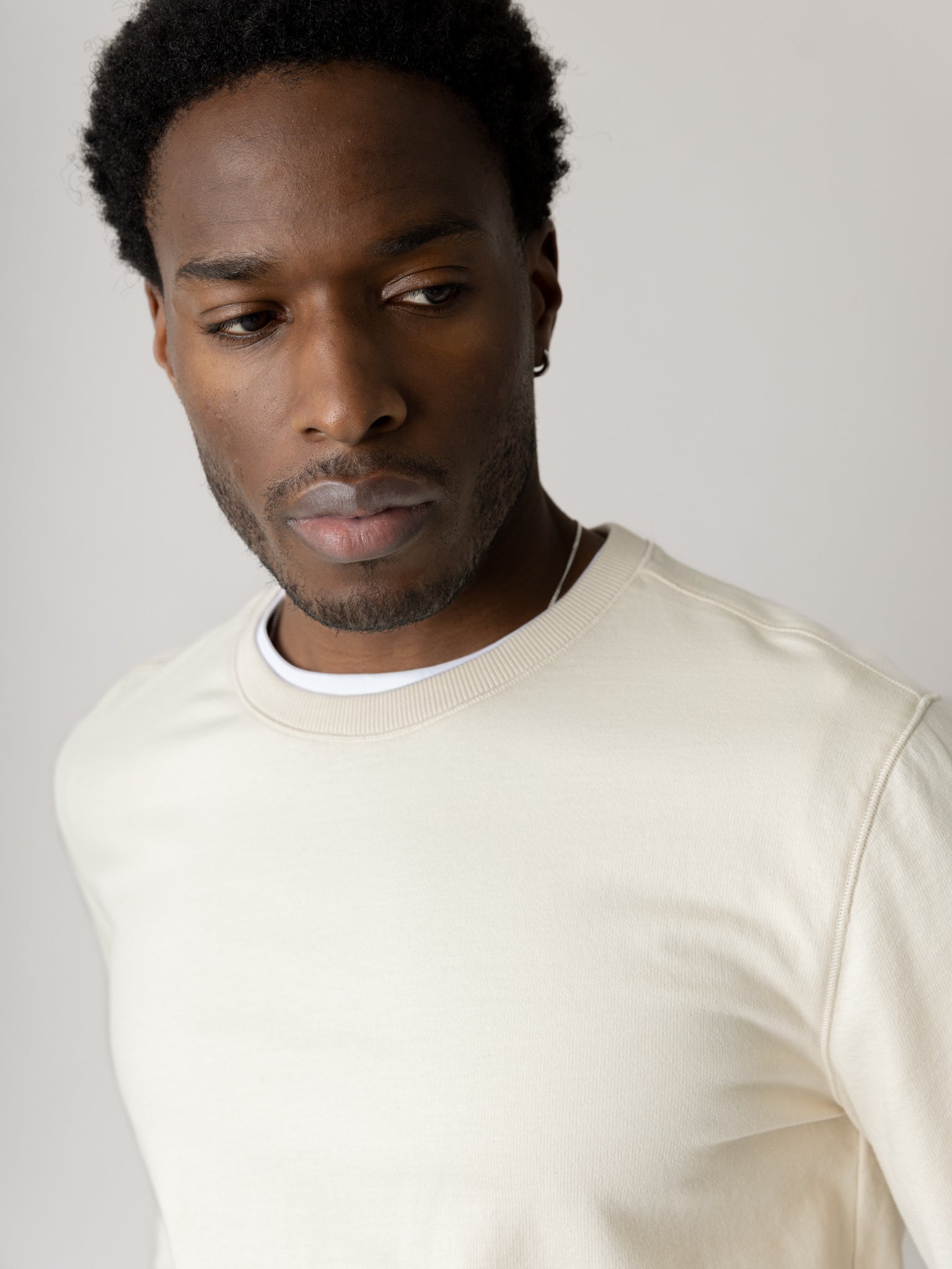 Modelshot / Ecru / Detail